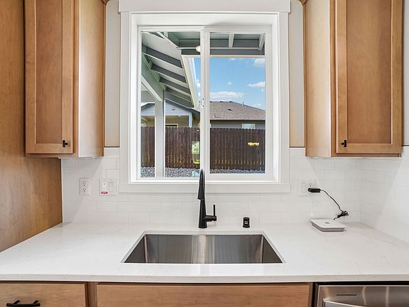 637 NW 29TH ST by Aho Construction