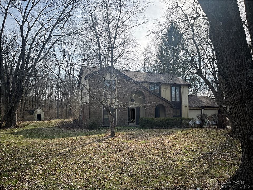 2nd image of 2682 E Spring Valley Pike