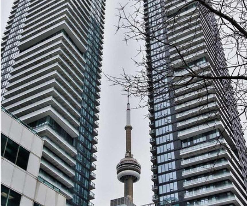 1st image of 125 Blue Jays Way #20