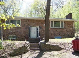 19 Quenby Mountain Rd, Great Meadows, NJ 07838