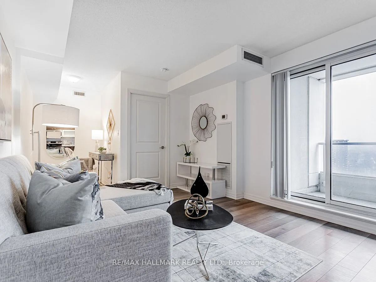 2 bed, $2,300 — Photo 2