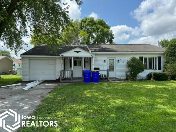 432 3rd Ave SW, Britt, IA 50423