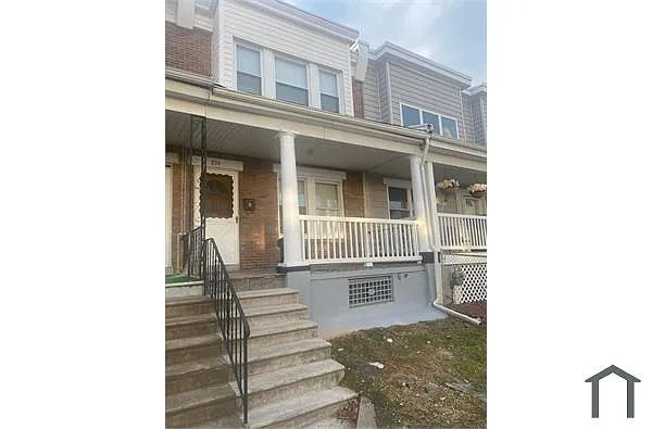 Building Photo - 834 McDowell Ave
