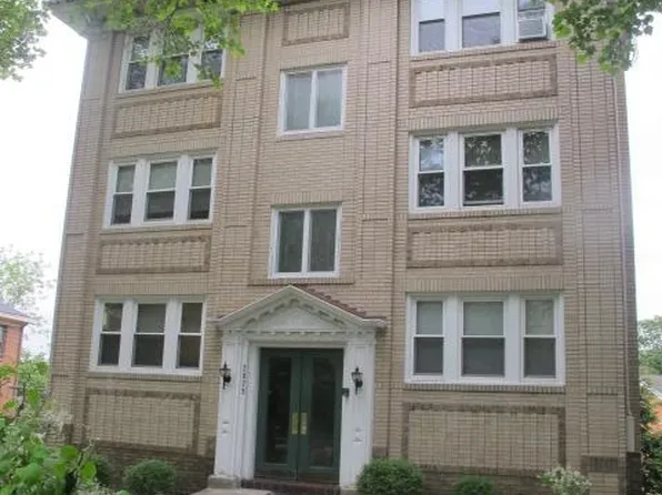 2825 Glenmore Ave, Pittsburgh, PA 15216