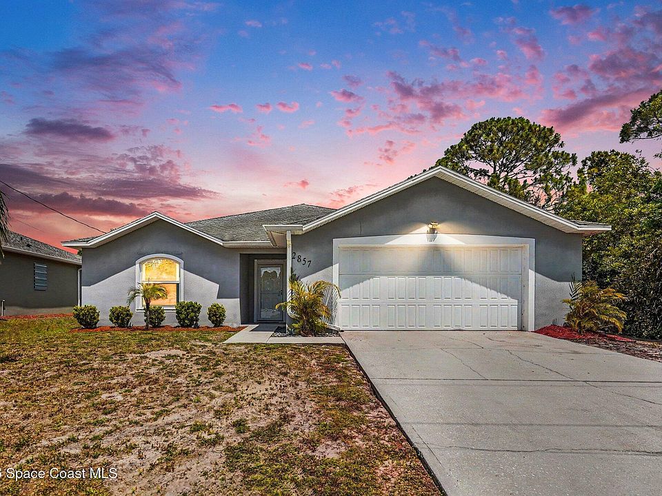 1st image of 2857 Foxglove Ave SW