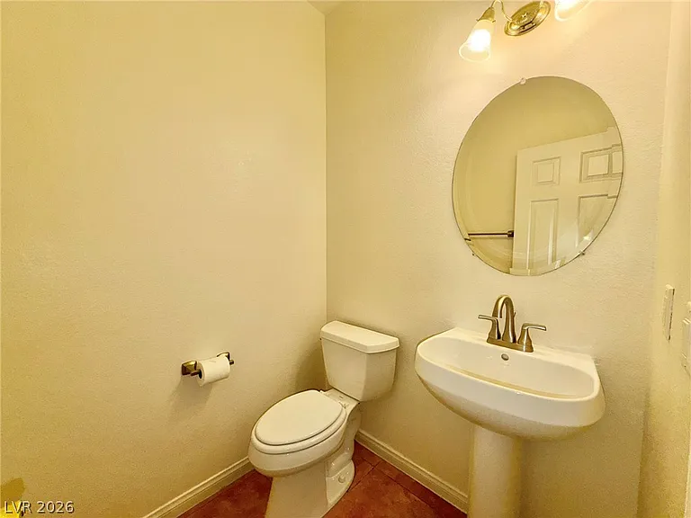 1405 European Dr — Photo 8