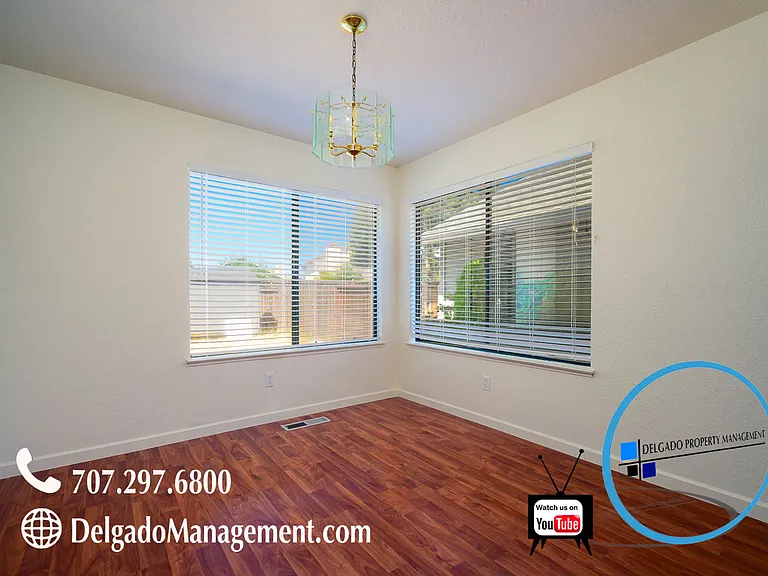 279 Flying Cloud Ct — Photo 8