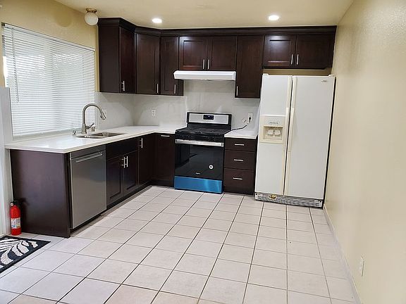 2nd image of 8535 Pagoda Way