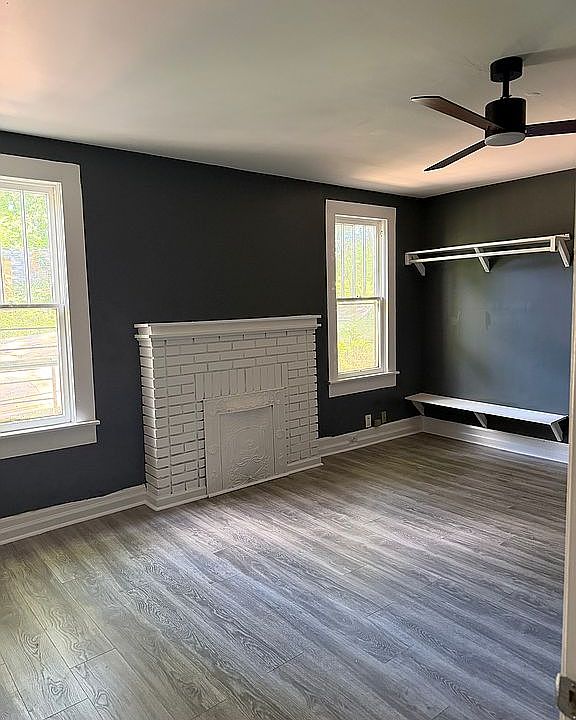 1st image of 4005 Main St