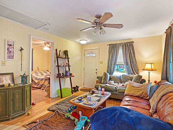 5th image of 42414 N Lake Dr