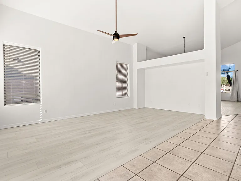 1247 E Kenwood St — Photo 47