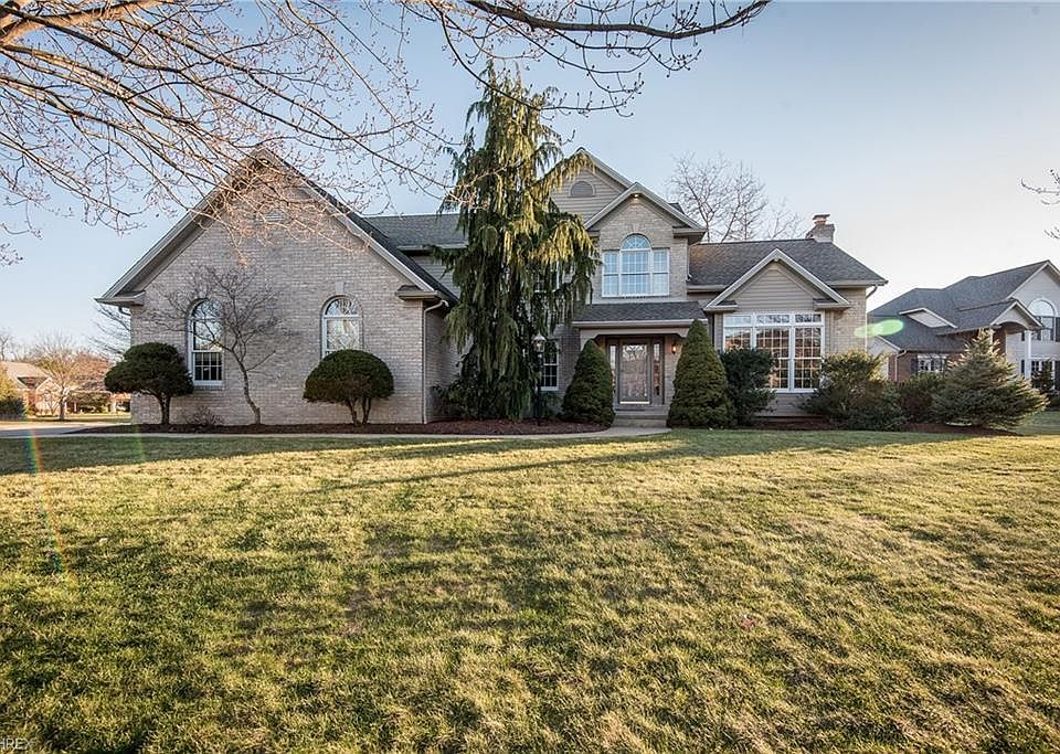 1st image of 2142 Fife Cir NW