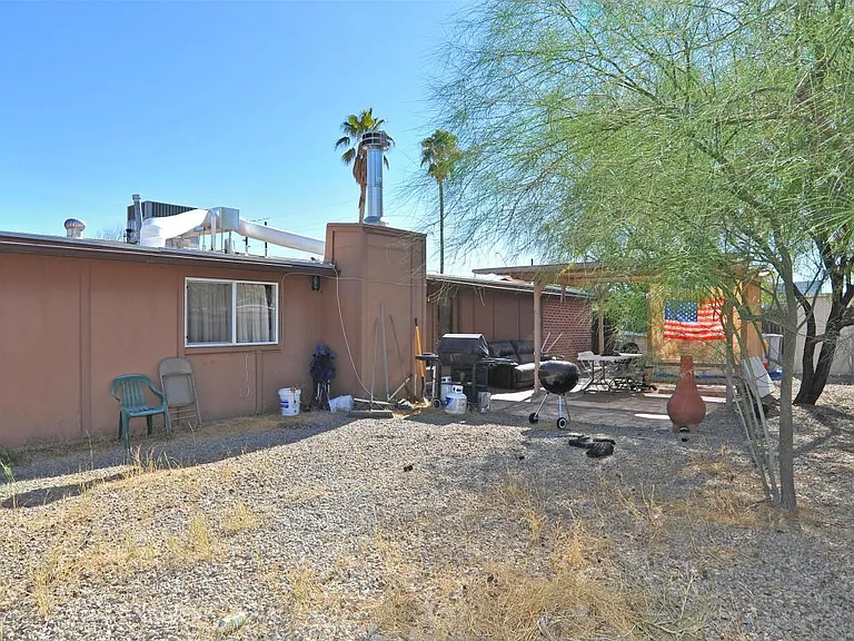 2805 N Highland Ave — Photo 4