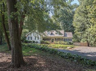 2900 N Delaware Dr, Easton, PA 18040