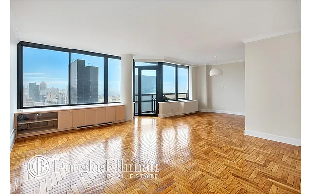 Rented by Douglas Elliman | media 29