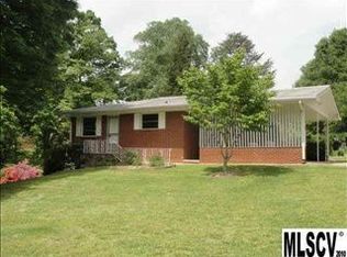 1920 15th Ave SW, Hickory, NC 28602