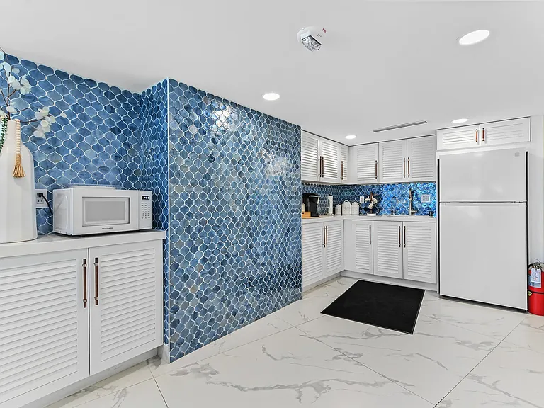 710 N Ocean Blvd #710 — Photo 6