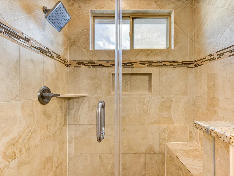 5711 Allen St — Photo 35