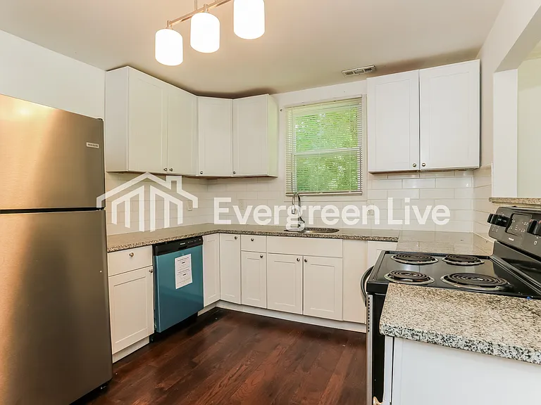 2308 Palmetto Ave SW — Photo 7