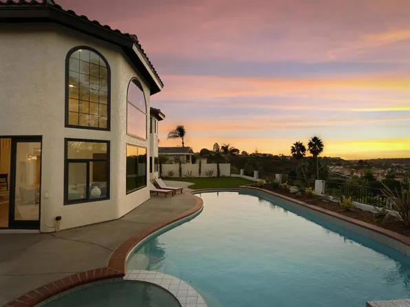 3010 Cadencia St, Carlsbad, CA 92009