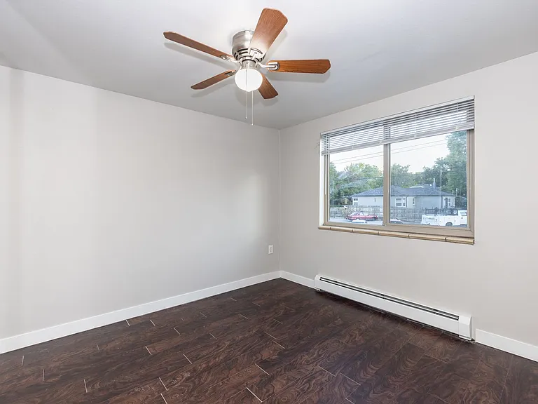 Dexter Street Apartments — Photo 12