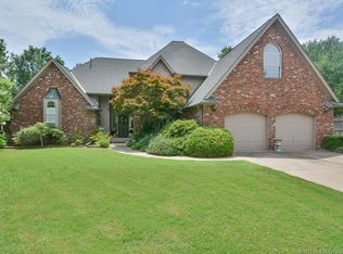 5504 E 103rd Pl, Tulsa, OK 74137