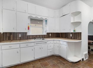 709 Steward Ave APT 2, Jackson, MI 49202