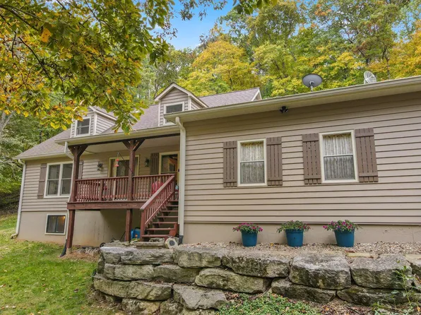 14 Stoney Creek Ln, Eureka, MO 63025