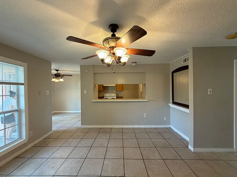 358 Valley Park Dr — Photo 9