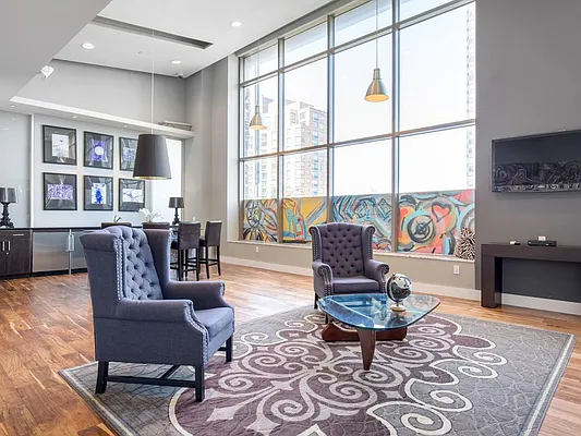 Rented by Voro, LLC | media 7