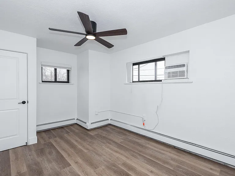 1301 E 33rd Ave — Photo 6