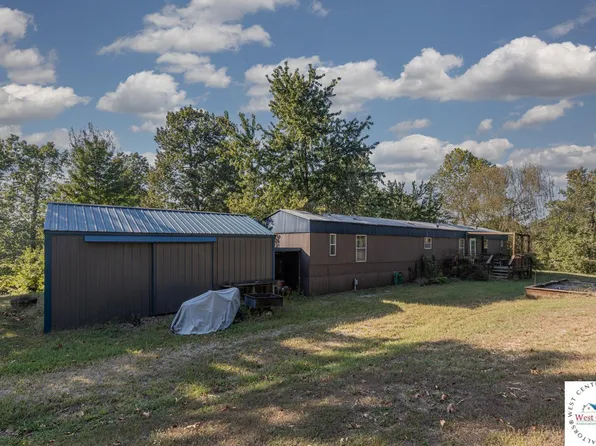 15991 Squirrel Run Dr, Warsaw, MO 65355