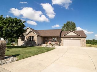 3230 Rosalie Ann Ct, Clio, MI 48420