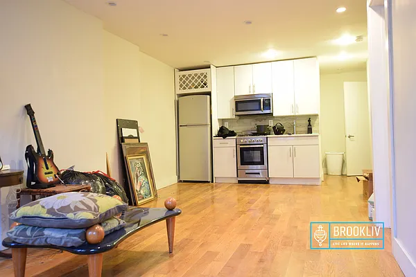 Rented by null | media 17