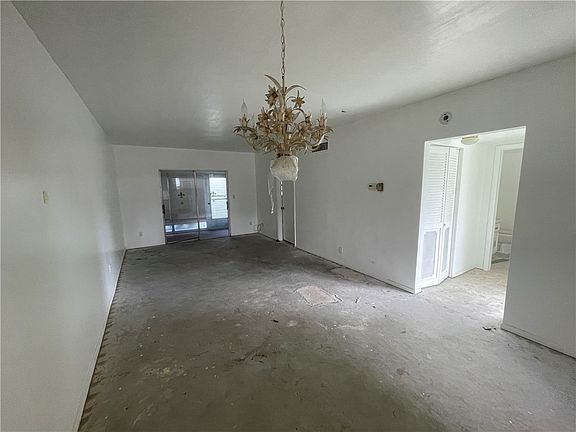3rd image of 1100 Ponce De Leon Cir APT W101