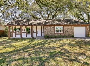 5817 Woodgate Rd, Mobile, AL 36609