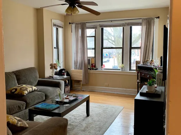 1100 W George St APT 1, Chicago, IL 60657