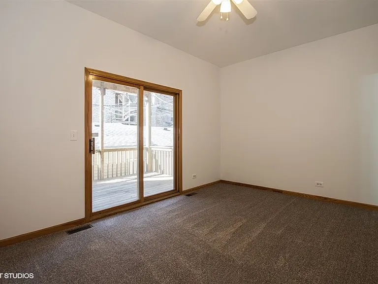 623 W Briar Pl #1 — Photo 6