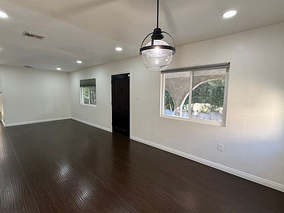 4th image of 2417 W Avenue 30