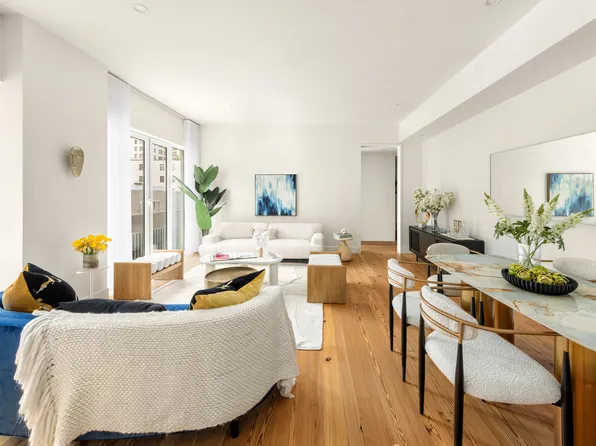 427 East 90th Street image 4 of 26