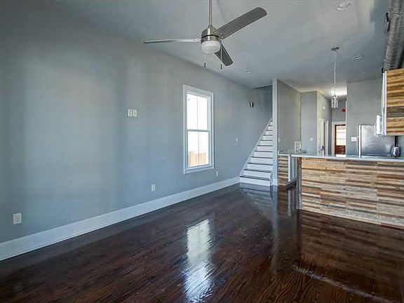3rd image of 1722 Martin Luther King Blvd