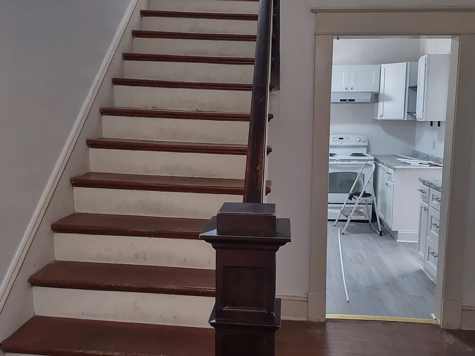 141 Forrest Ave