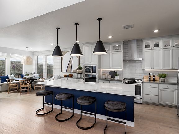 Kitchen Dining Area