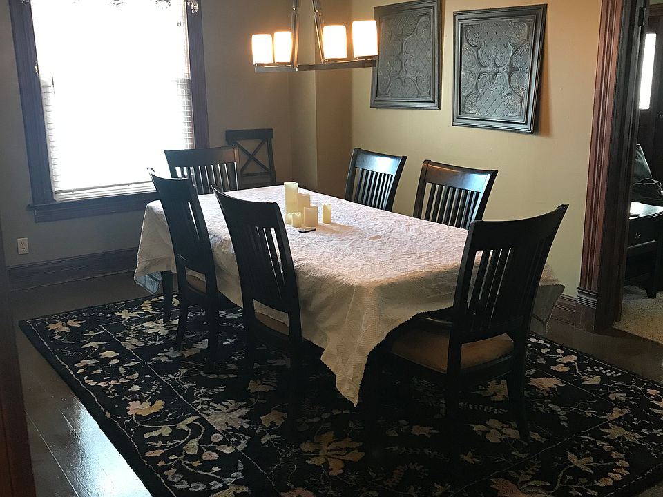 Formal dining