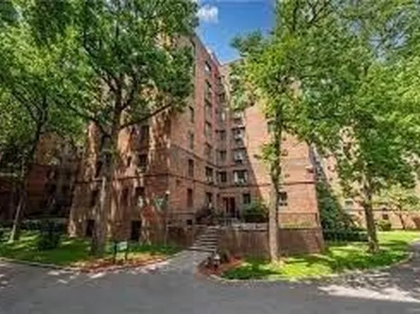2053 McGraw Avenue #3H, Bronx, NY 10462