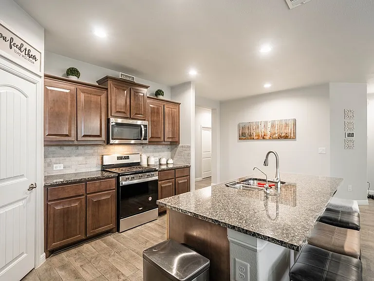 7211 Thomas Paine Rd — Photo 10