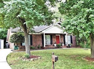 4715 Valley Stream Rd, Charlotte, NC 28209