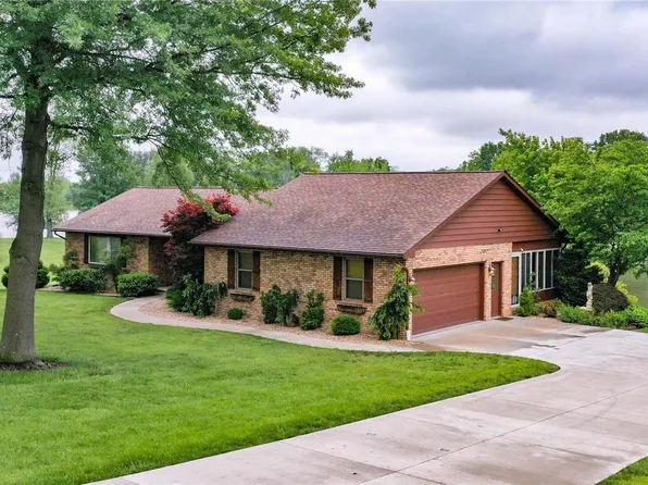 11 Lakeridge Trl, Alton, IL 62002