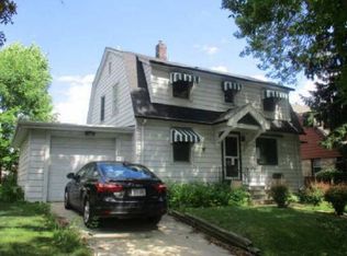 218 S 66th St, Milwaukee, WI 53214