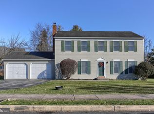 324 Coventry Ln, Lititz, PA 17543